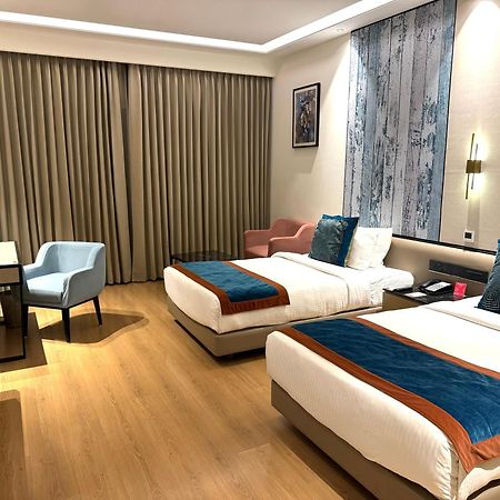 Ramada By Wyndham Jalandhar City Center المظهر الخارجي الصورة