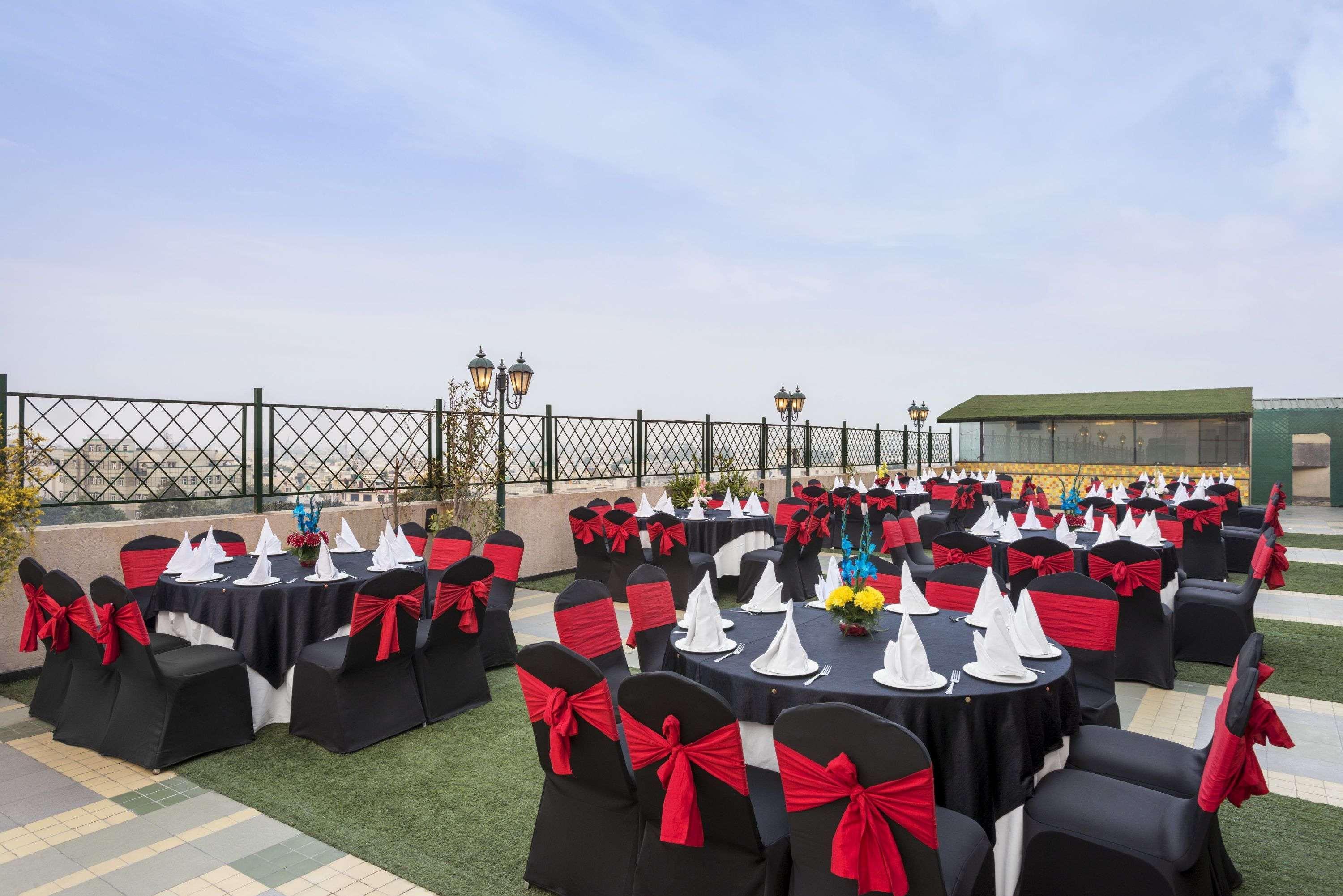 Ramada By Wyndham Jalandhar City Center المظهر الخارجي الصورة
