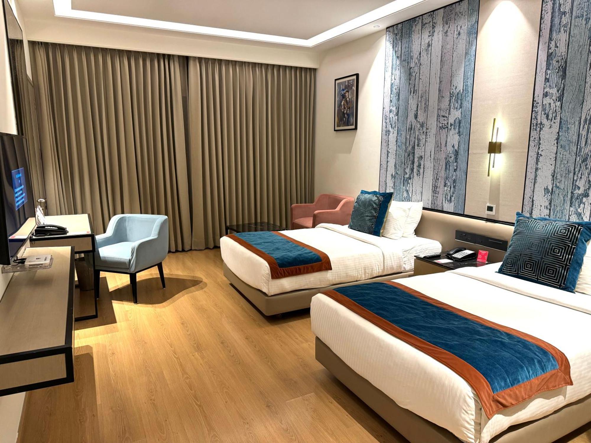 Ramada By Wyndham Jalandhar City Center المظهر الخارجي الصورة